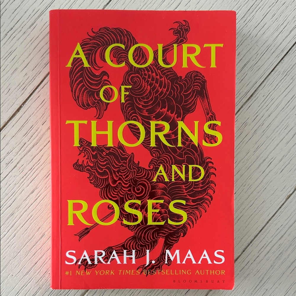 A Court of Thorns and Roses Book